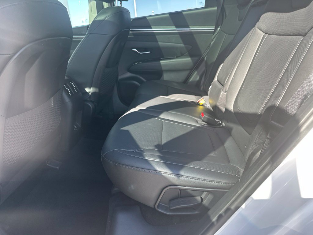 Used 2024 Hyundai Tucson Limited AWD/4WD image 18