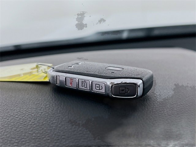 Used 2022 Kia Telluride EX w/ EX Premium Package image 32