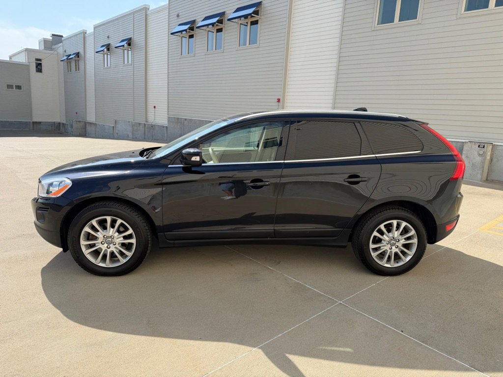 Used 2010 Volvo XC60 T6 AWD/4WD image 6