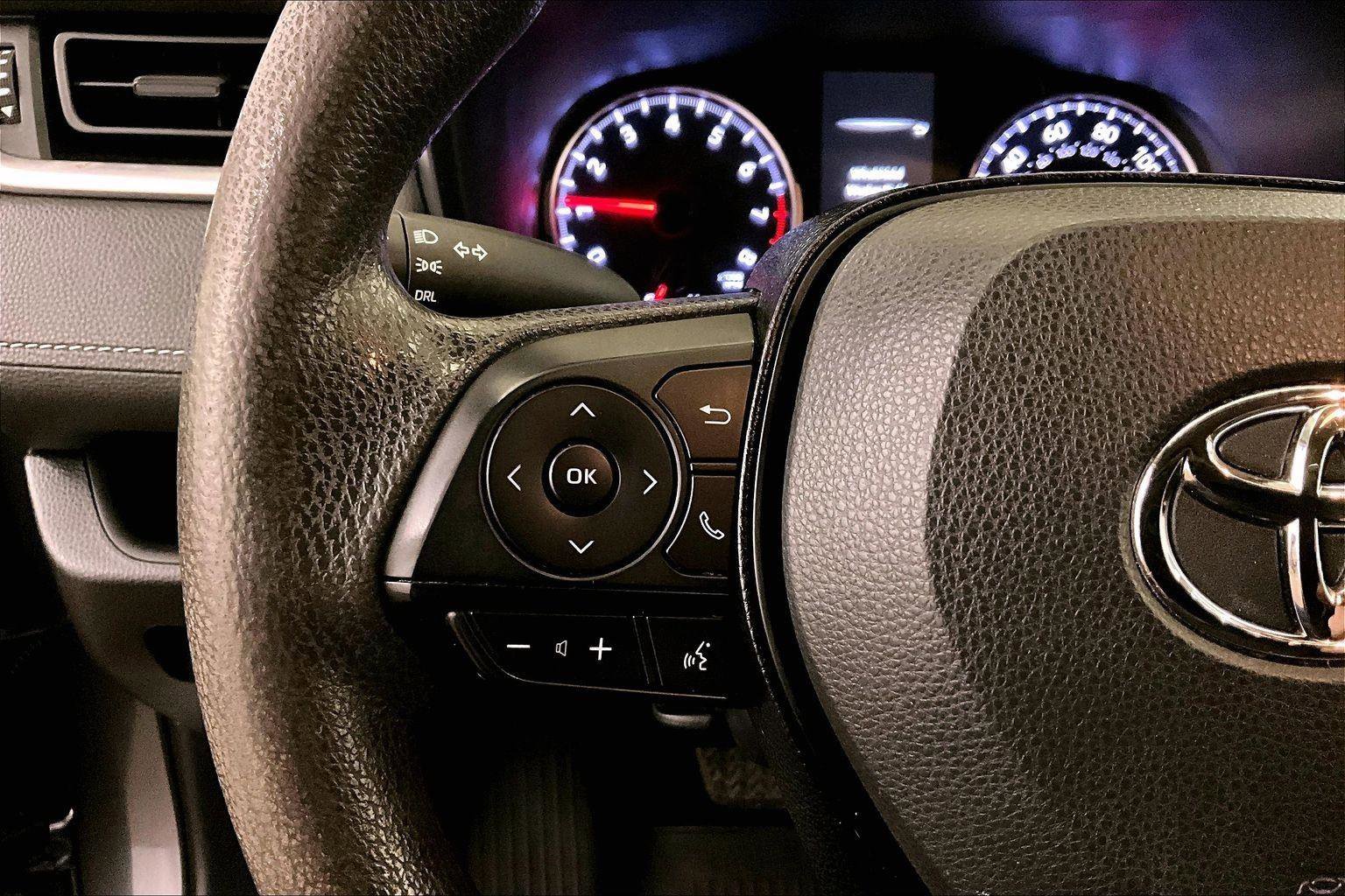 Used 2020 Toyota RAV4 LE w/ All Weather Liner Package image 17