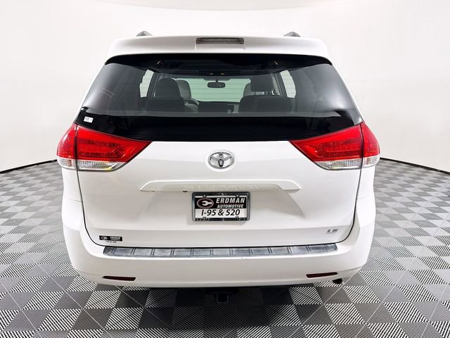 Used 2011 Toyota Sienna LE image 22