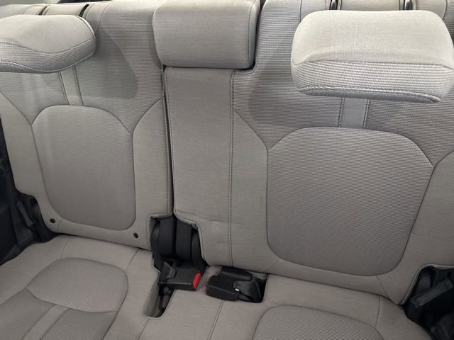 Used 2023 Honda Pilot LX image 30