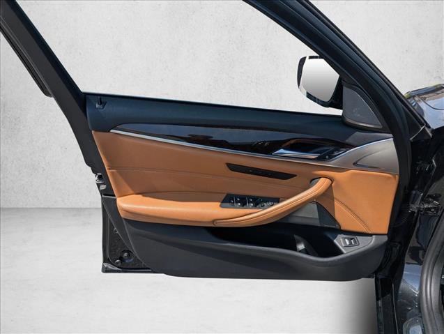 Used 2018 BMW 540i RWD image 22