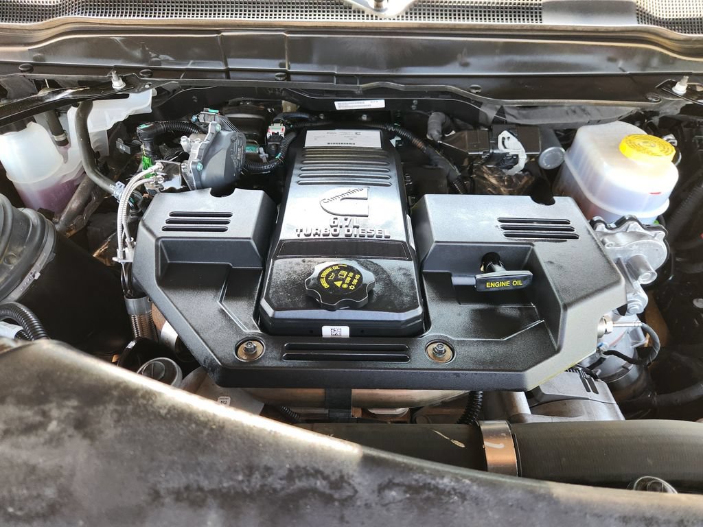Used 2024 RAM 3500 Tradesman w/ Chrome Appearance Group AWD/4WD image 29