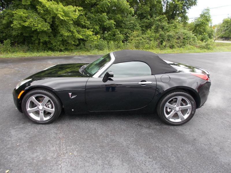 Used 2007 Pontiac Solstice GXP w/ Premium Package RWD image 4