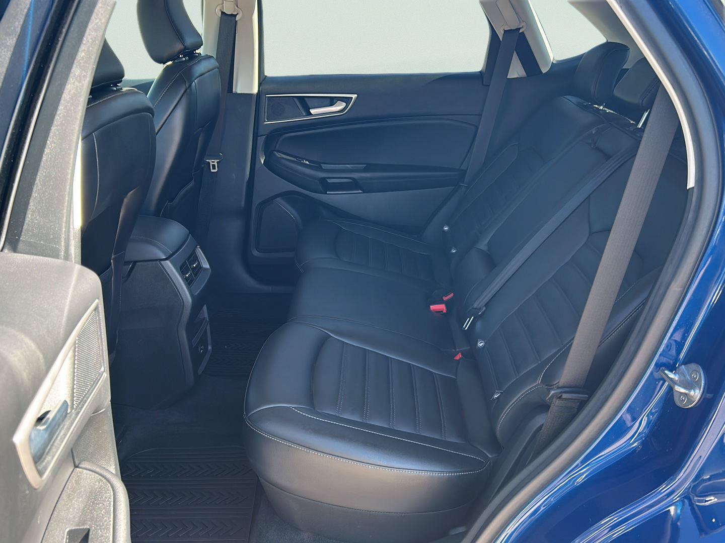 Certified 2022 Ford Edge SEL AWD/4WD image 19