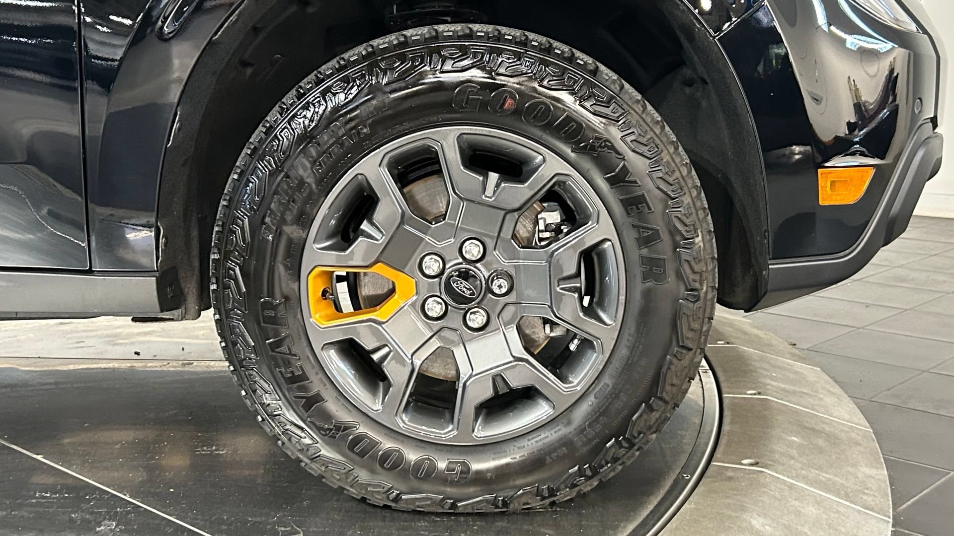 Used 2025 Ford Maverick Tremor AWD/4WD image 24