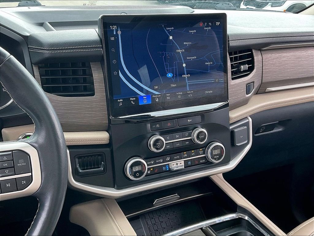 Used 2024 Ford Expedition Limited image 18