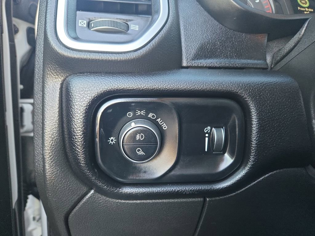 Used 2024 RAM 2500 Big Horn image 24