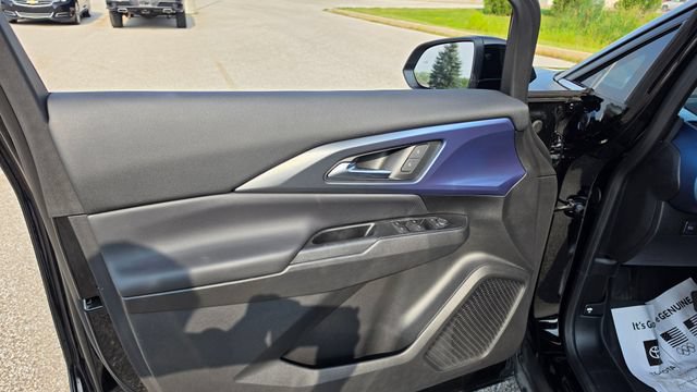 Used 2024 Chevrolet Equinox EV LT FWD image 14