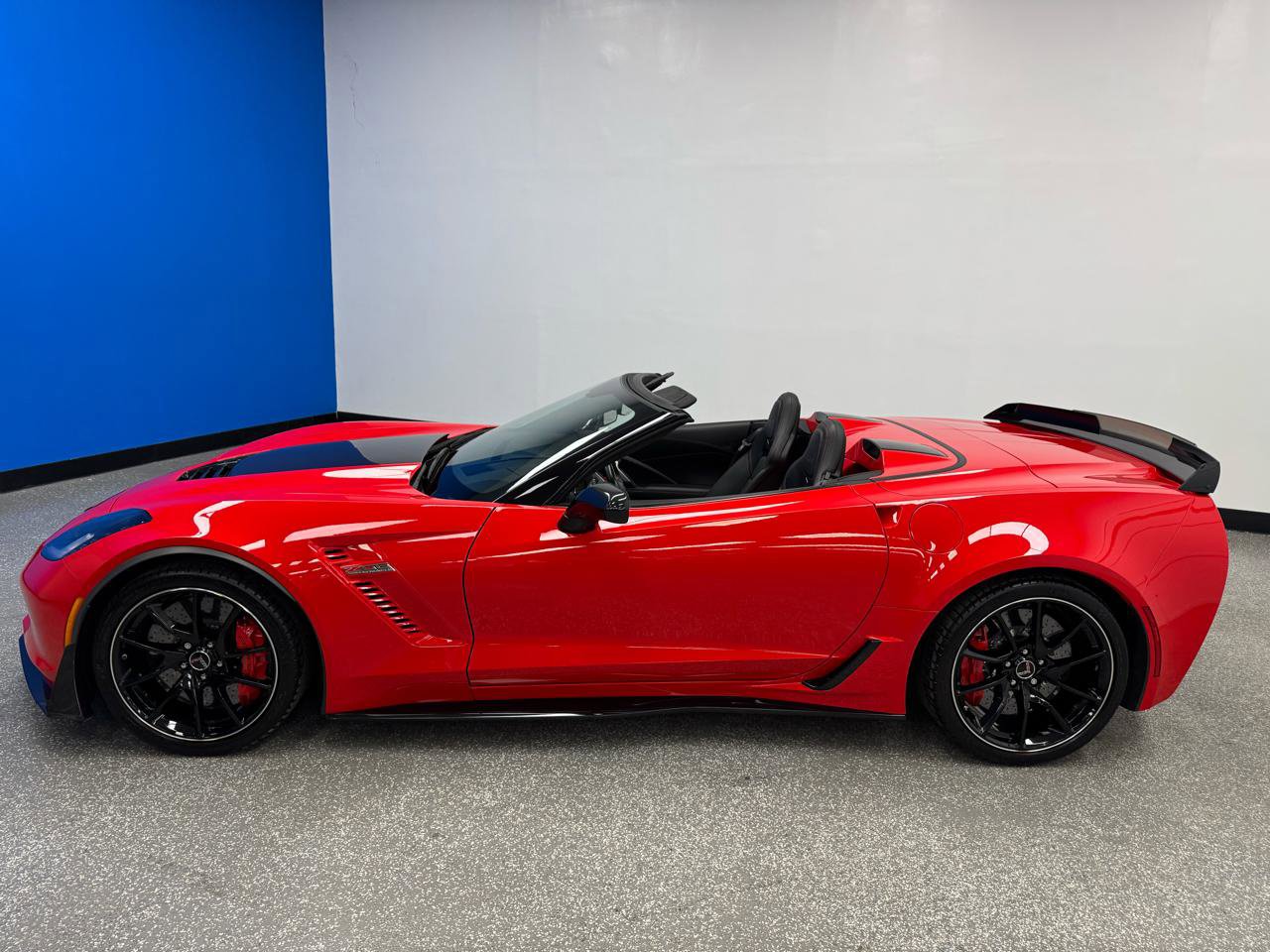 Used 2017 Chevrolet Corvette Z06 RWD image 5