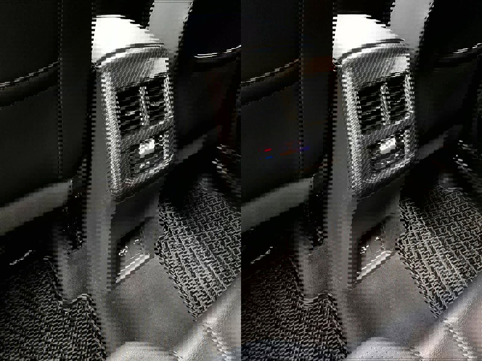 Used 2022 Volkswagen Atlas SE image 37