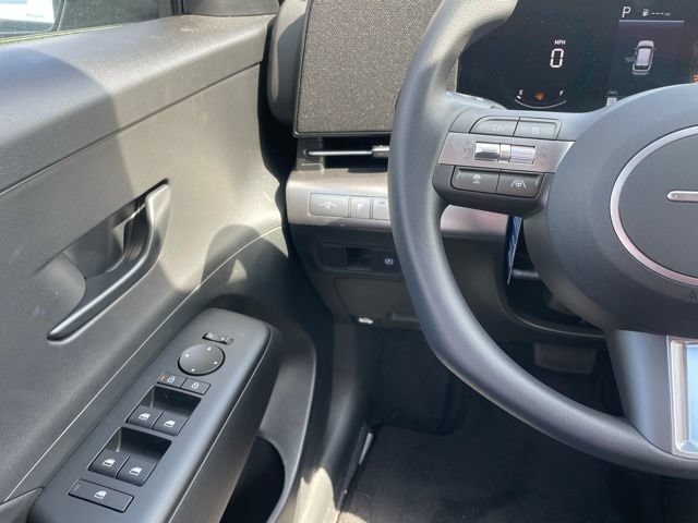 New 2026 Hyundai Kona SE FWD image 13