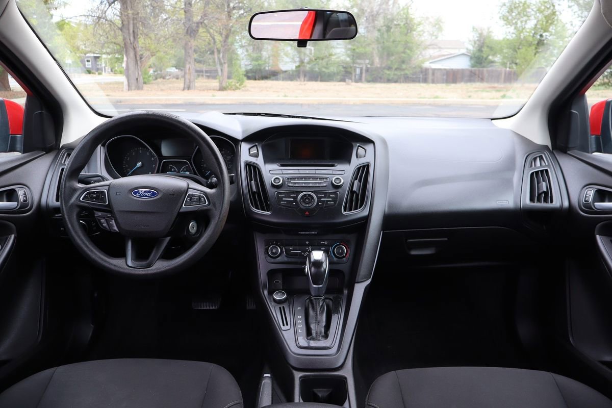 Used 2016 Ford Focus SE FWD image 16