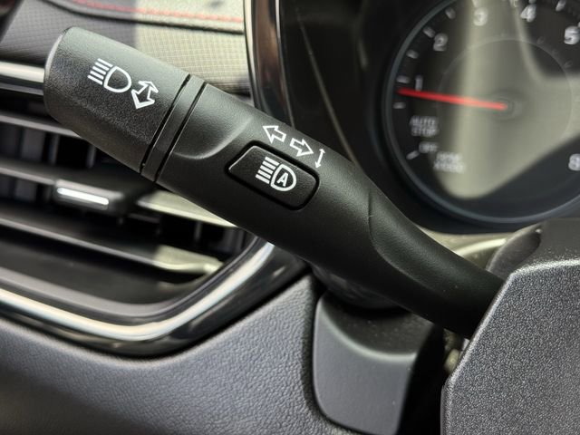Used 2023 Chevrolet Equinox RS FWD image 23