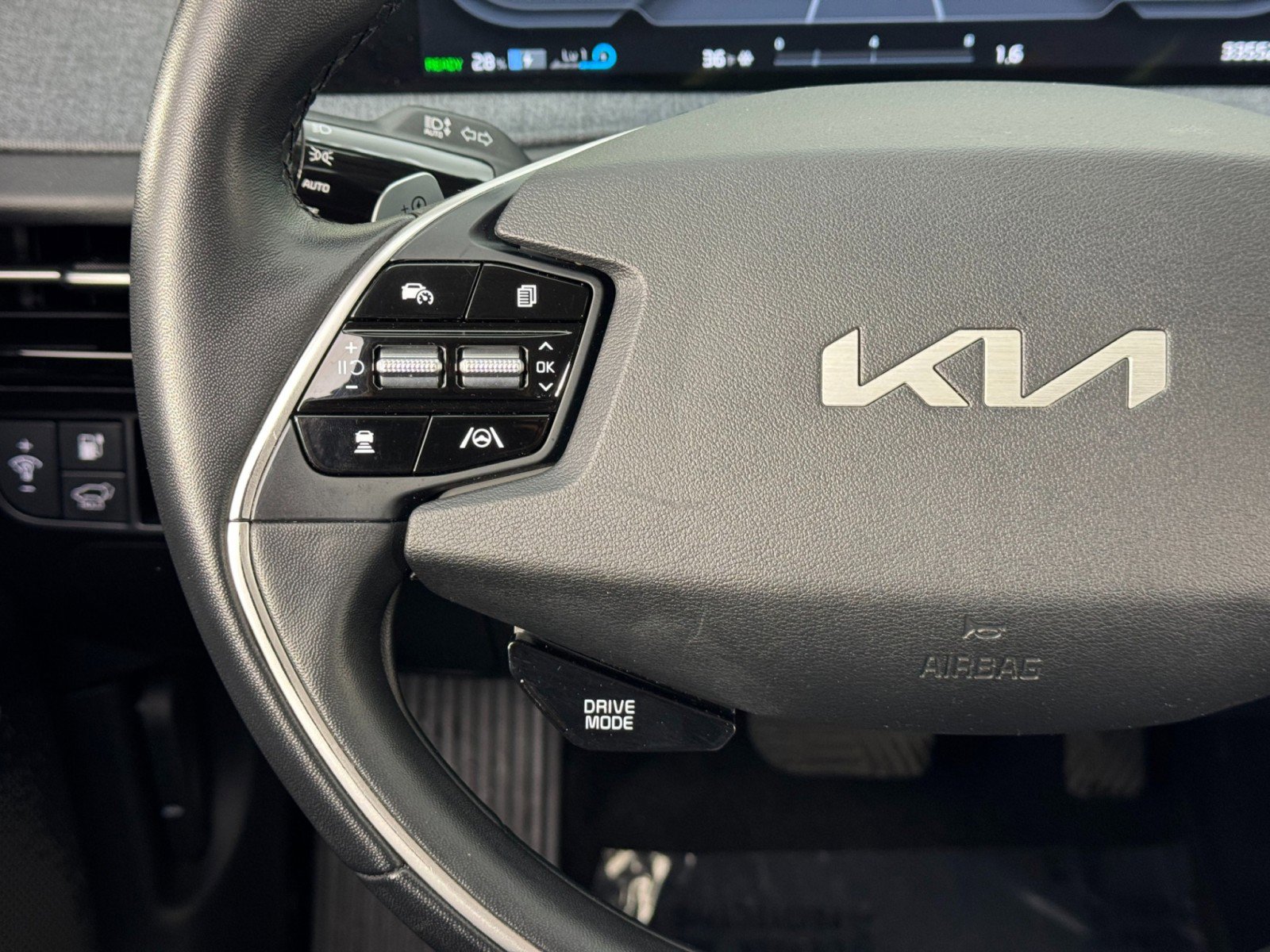 Used 2022 Kia EV6 Wind image 21