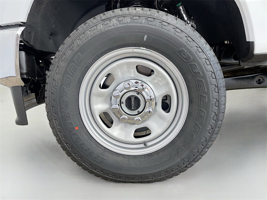 New 2025 Ford F350 XL w/ XL Chrome Package image 24