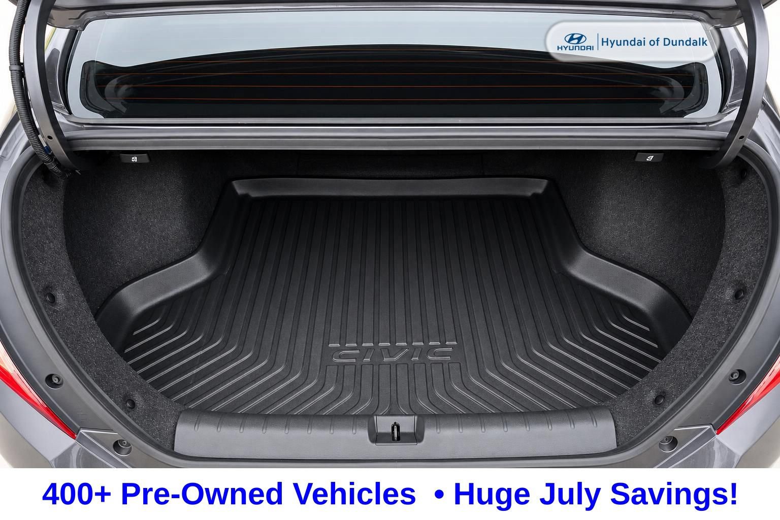 Used 2018 Honda Civic Touring image 17