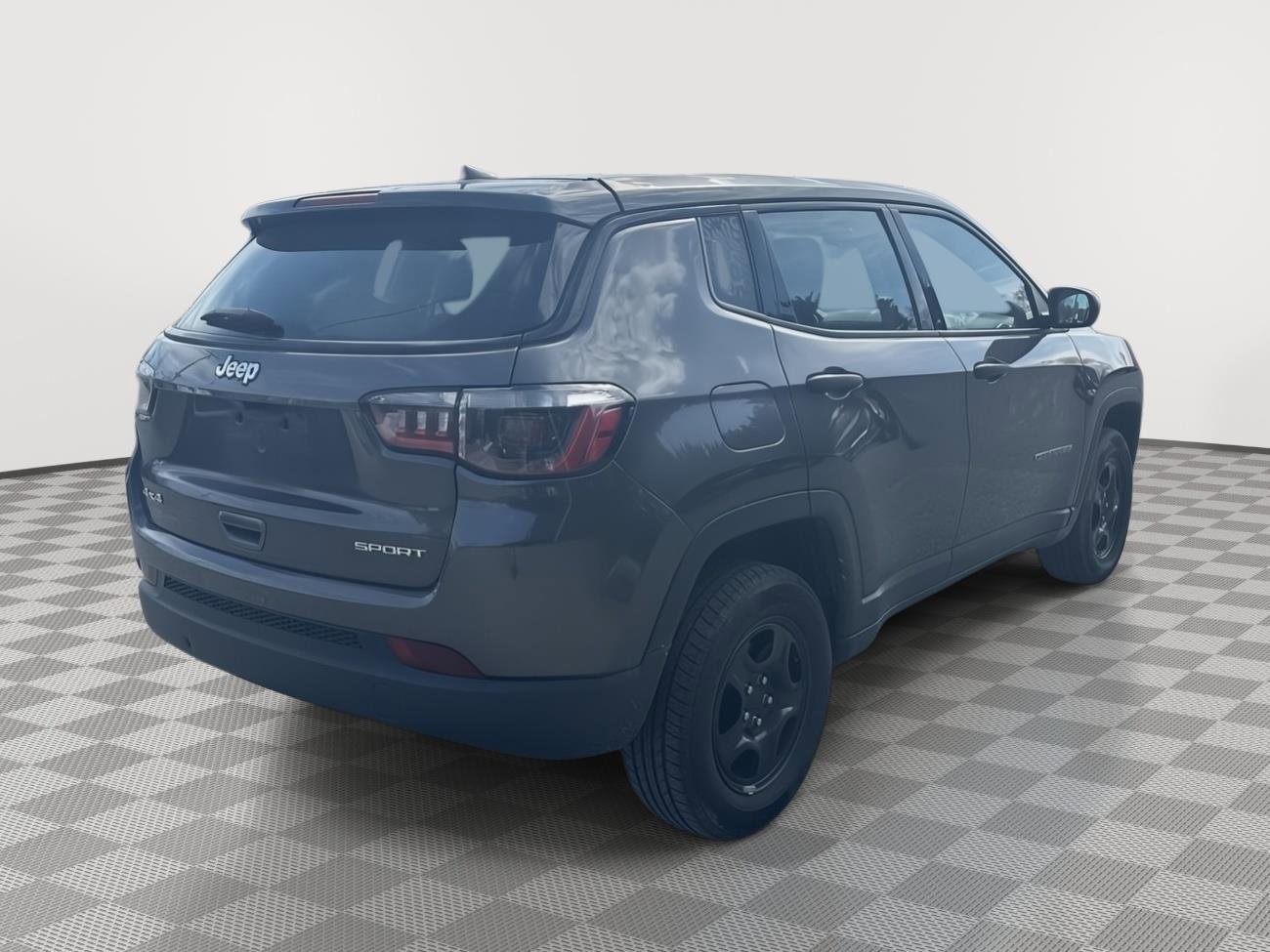 Used 2021 Jeep Compass Sport image 5