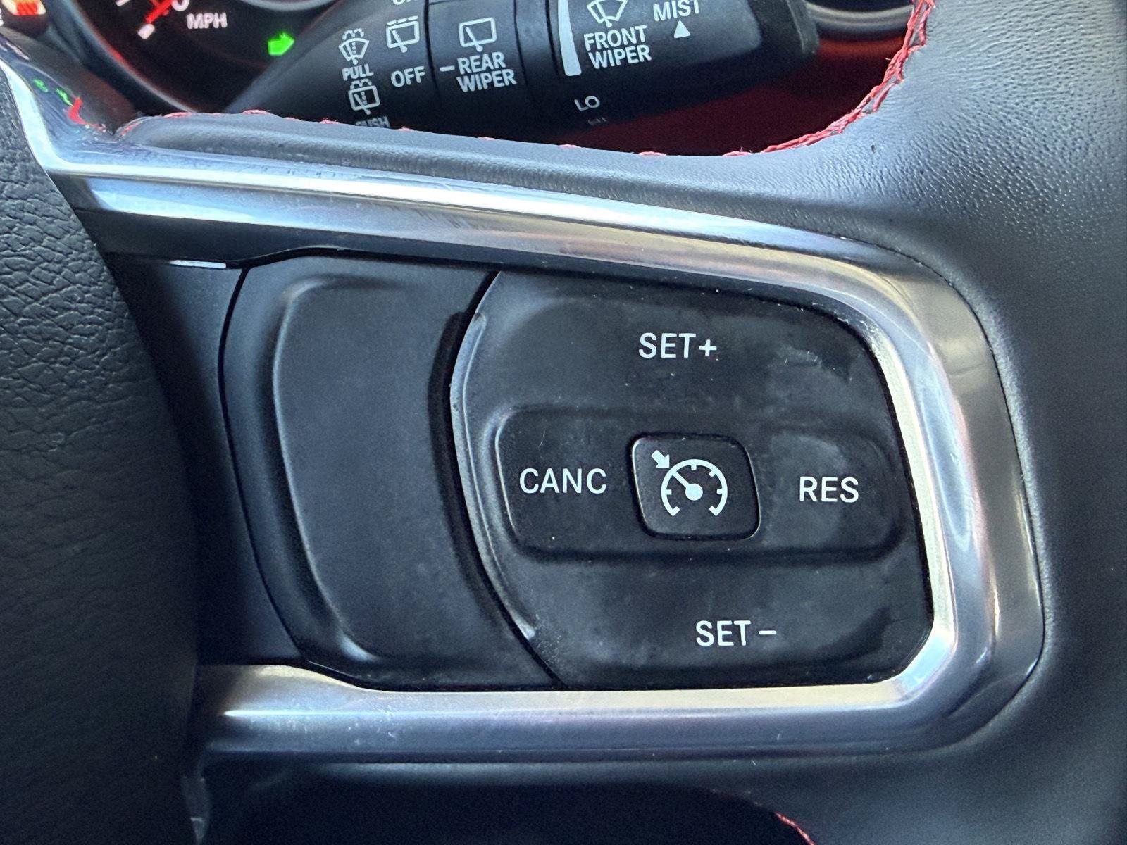 Used 2018 Jeep Wrangler Unlimited Rubicon AWD/4WD image 25