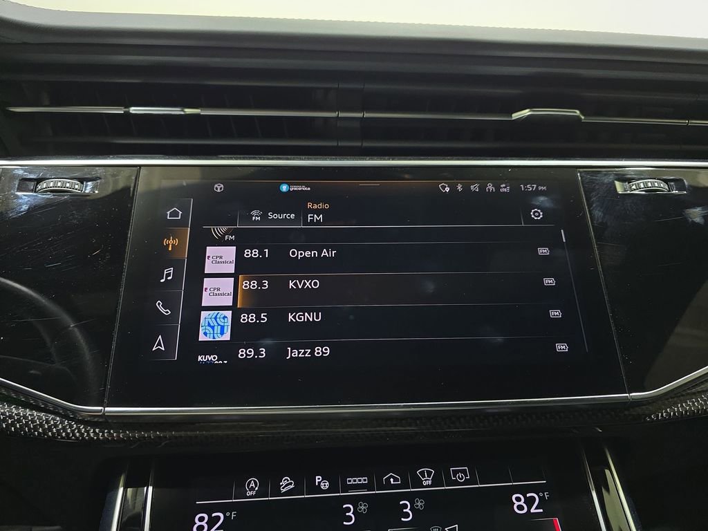 Used 2023 Audi SQ8 Prestige AWD/4WD image 22