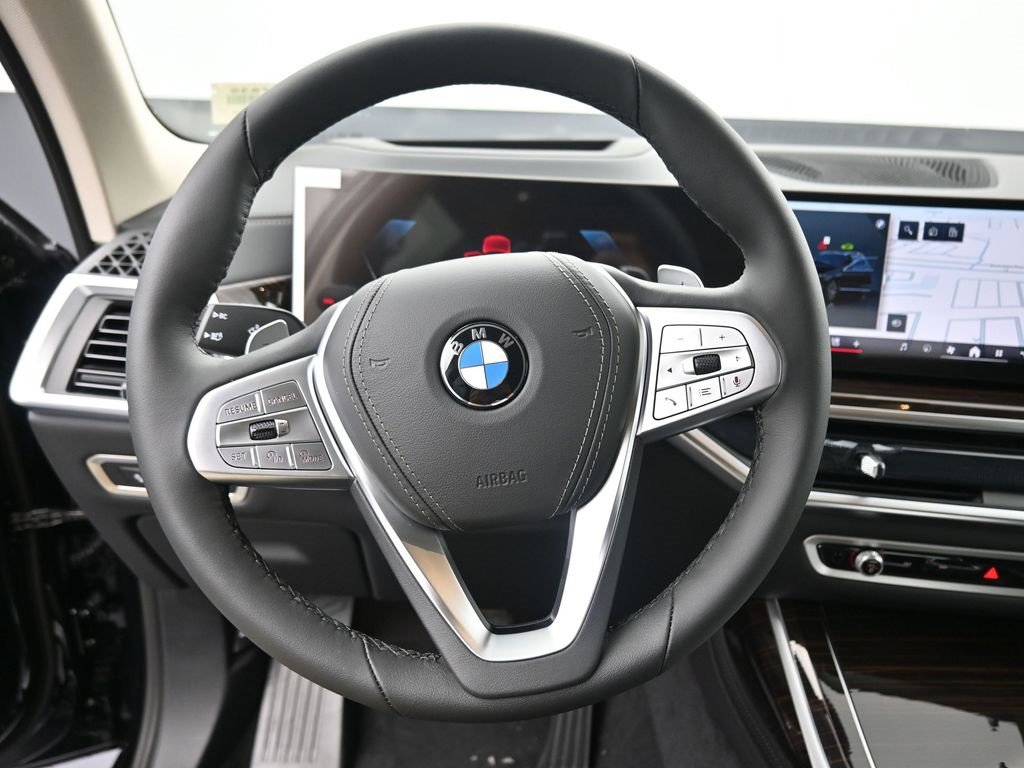 New 2026 BMW X7 xDrive40i w/ Premium Package image 12