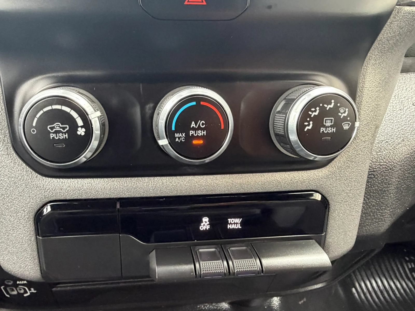 Used 2024 RAM 2500 Tradesman AWD/4WD image 16