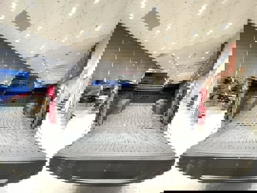 Used 2024 Chevrolet Silverado 1500 Custom Trail Boss w/ LPO, Dark Essentials Package image 25