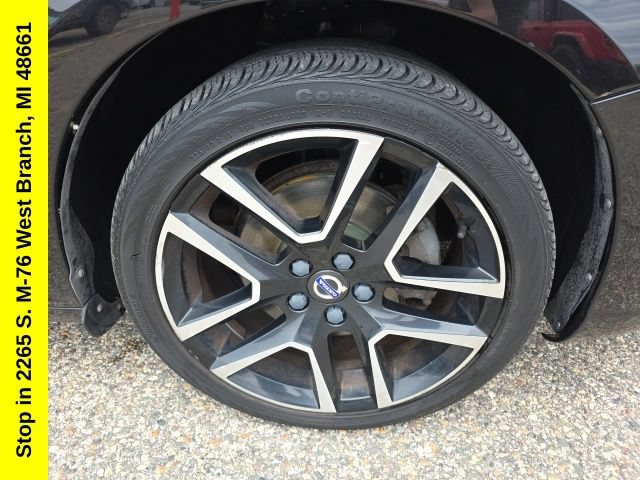 Used 2018 Volvo S60 T5 Dynamic w/ Vision Package FWD image 7