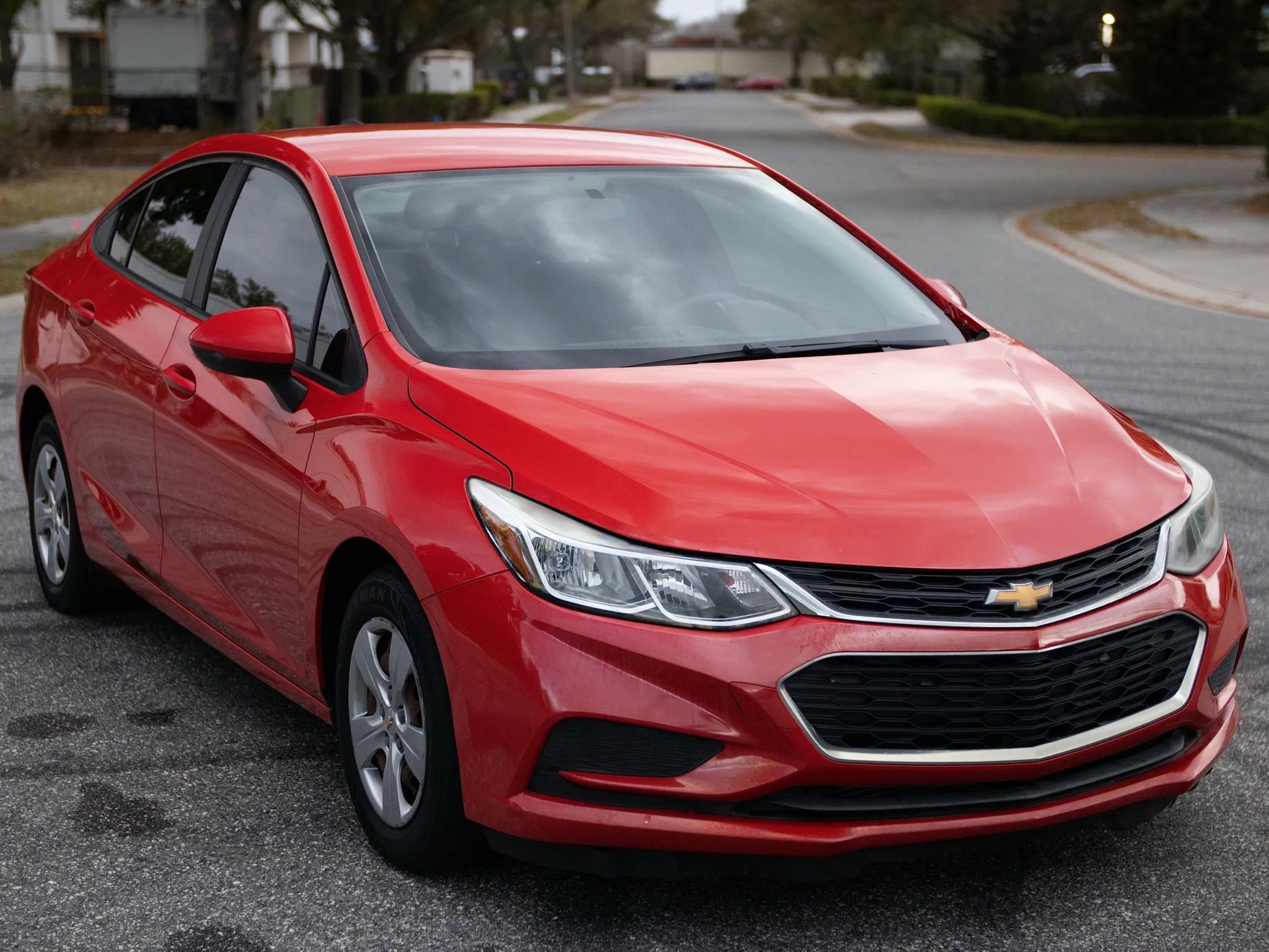 Used 2018 Chevrolet Cruze LS FWD image 2