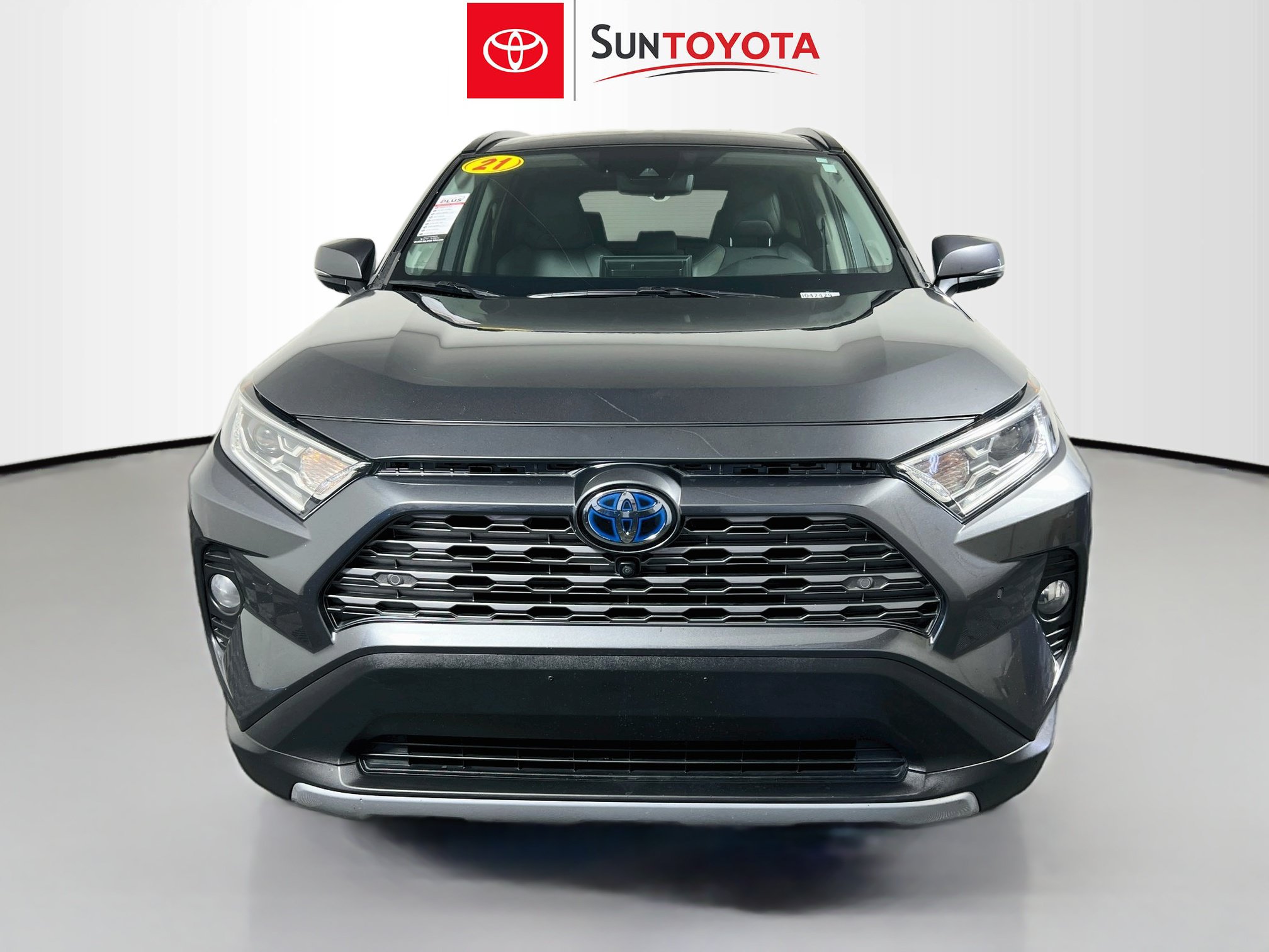 Used 2021 Toyota RAV4 Limited AWD/4WD image 10