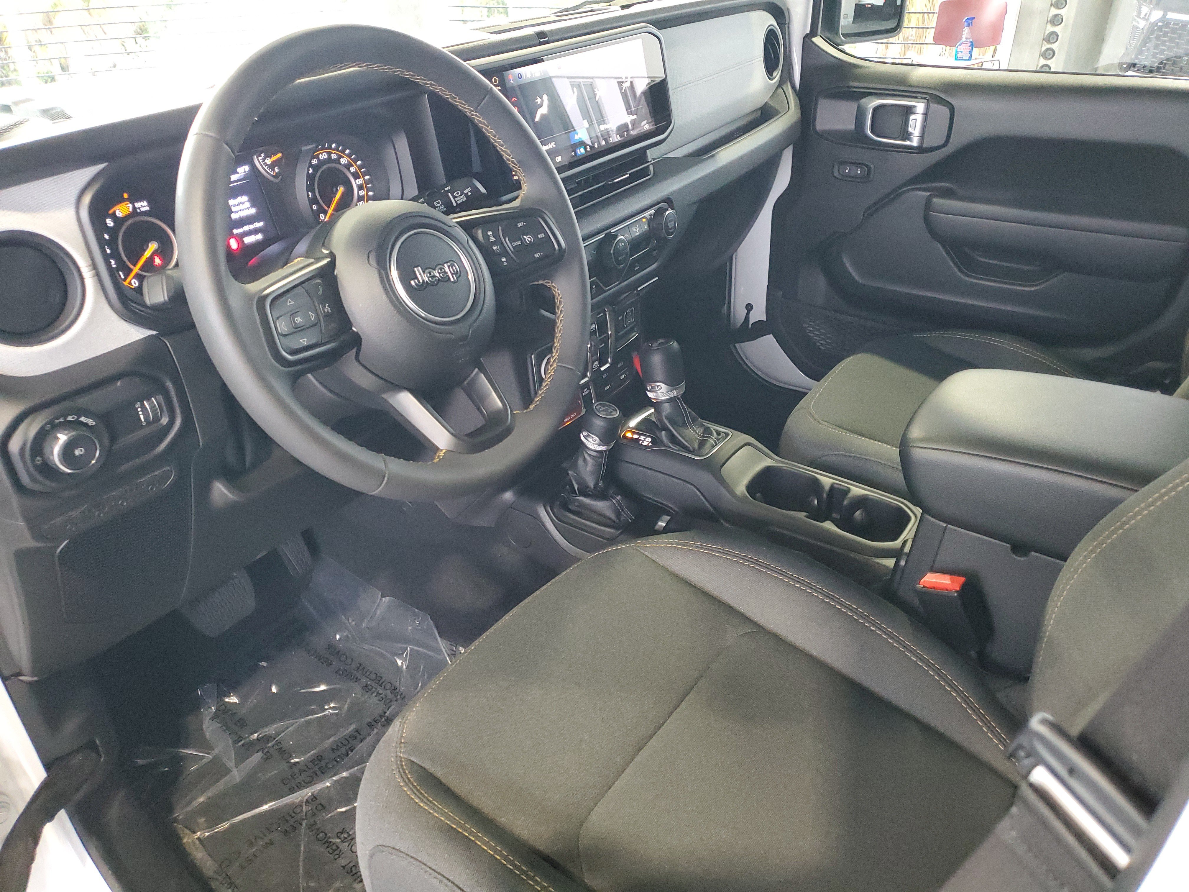 Used 2024 Jeep Wrangler Unlimited Sport AWD/4WD image 16