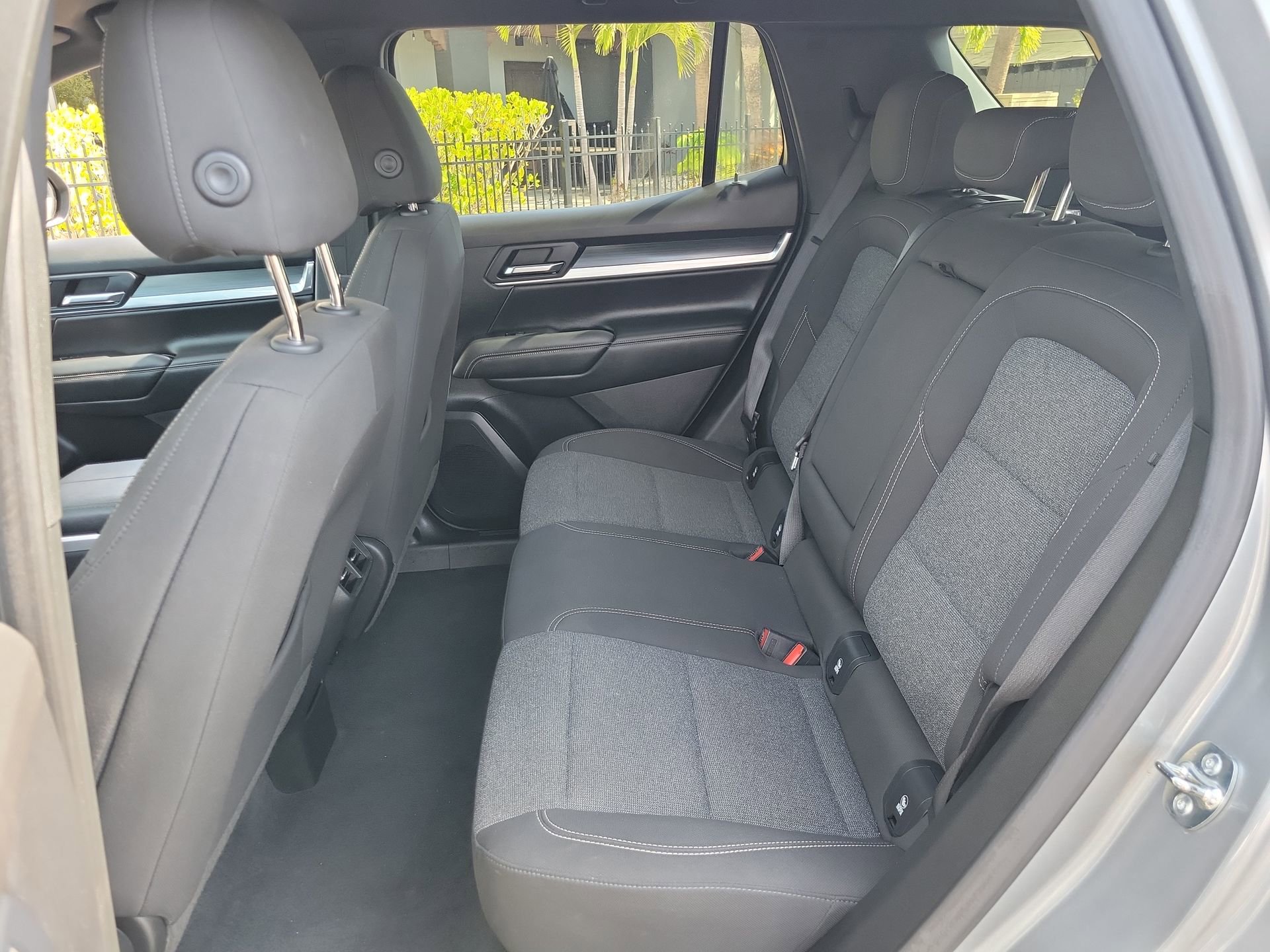 Used 2025 GMC Terrain Elevation FWD image 18