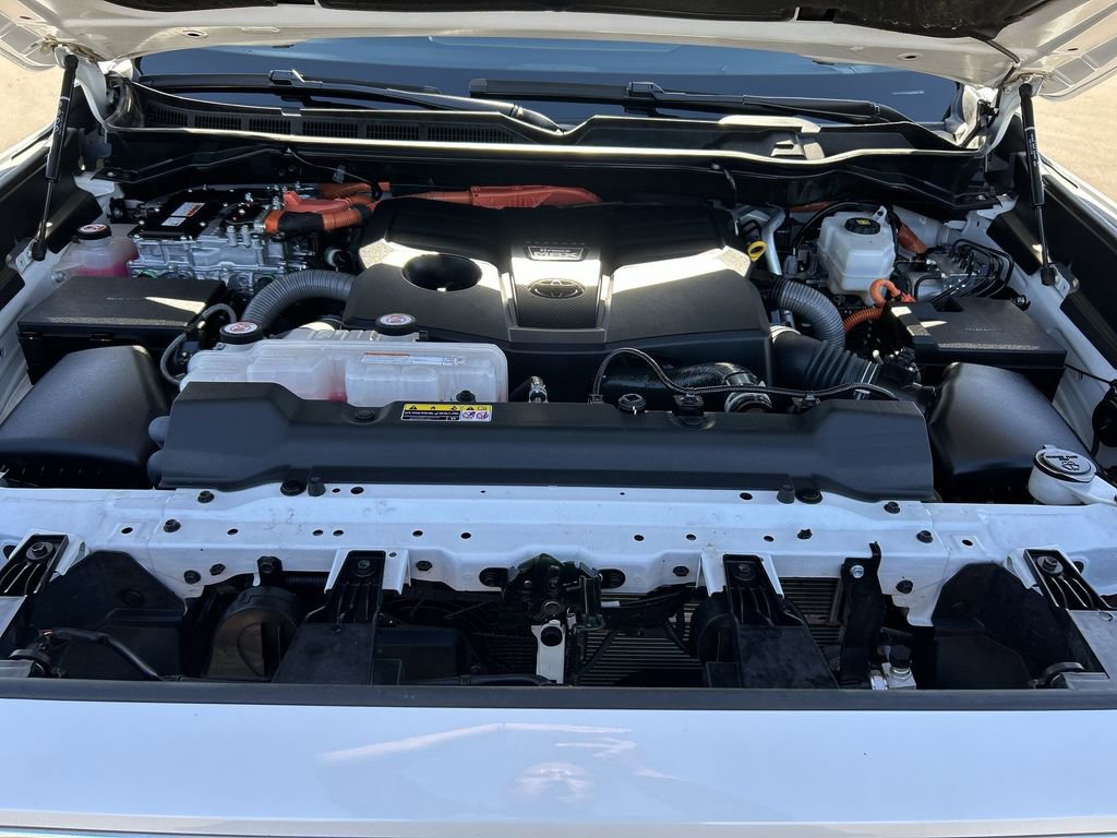 Used 2024 Toyota Sequoia Platinum image 31