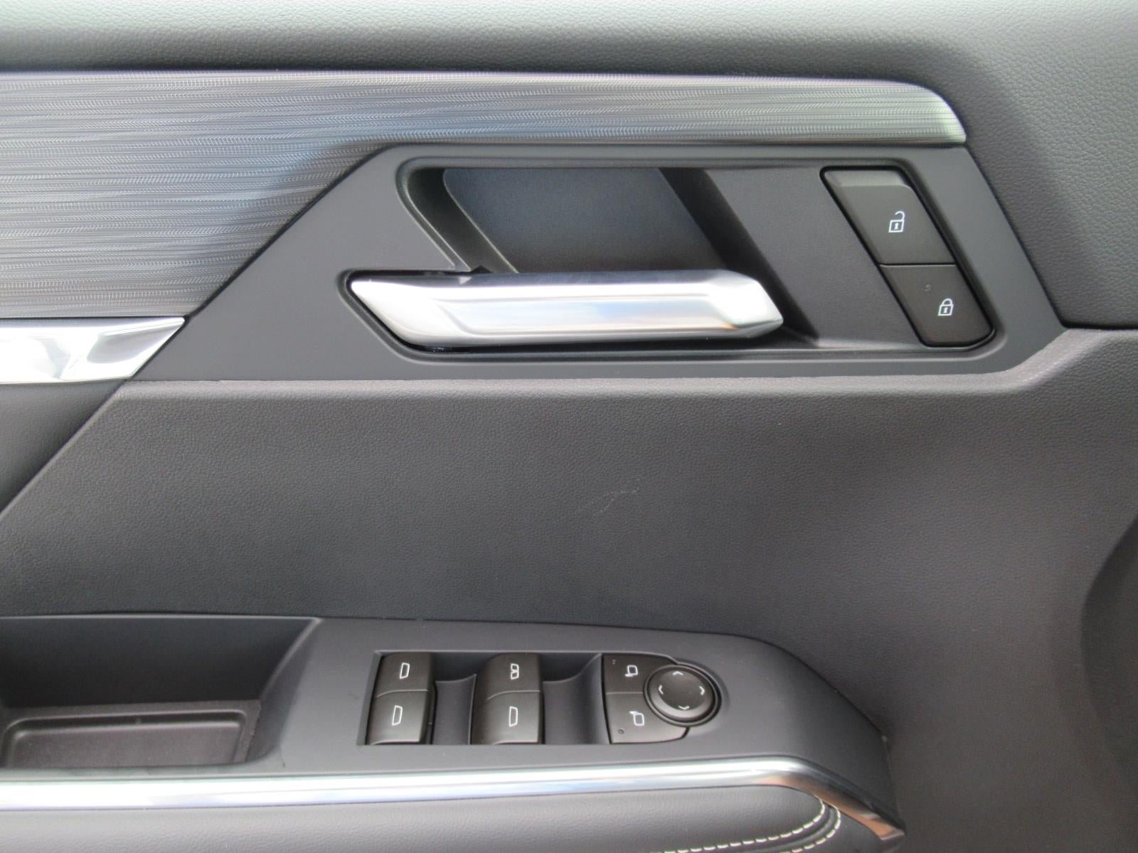 New 2027 GMC Acadia Elevation w/ Elevation Premium Package FWD image 24