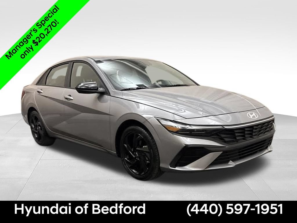 Certified 2026 Hyundai Elantra Sport FWD image 3