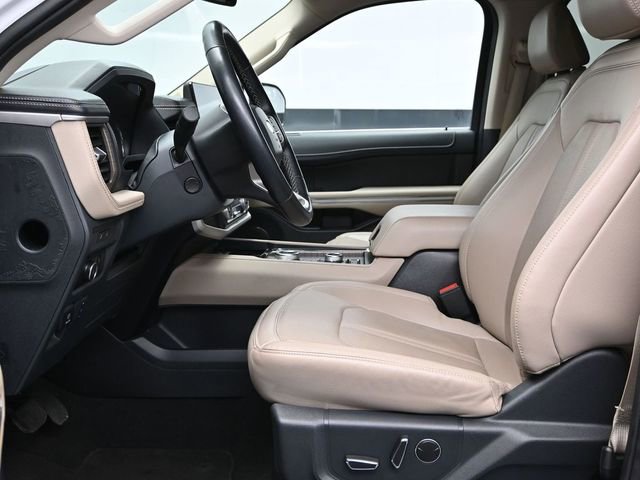 Used 2024 Ford Expedition Max Limited image 25