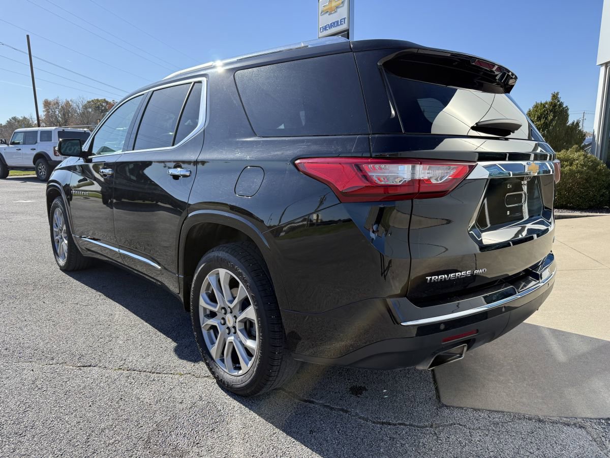 Used 2018 Chevrolet Traverse Premier AWD/4WD image 2