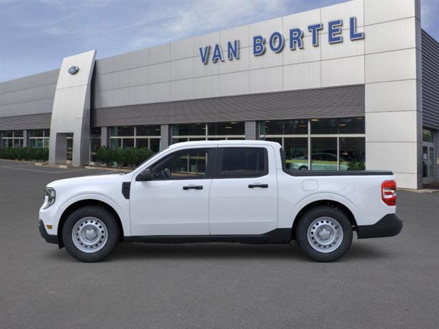 New 2025 Ford Maverick XL image 3