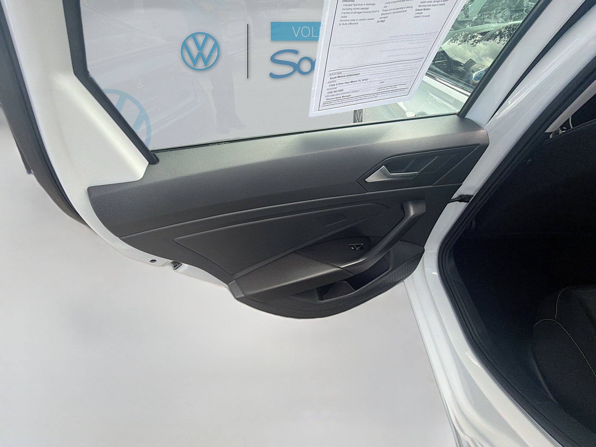 Certified 2025 Volkswagen Jetta S FWD image 24