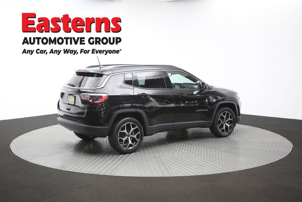 Used 2025 Jeep Compass Limited AWD/4WD image 41