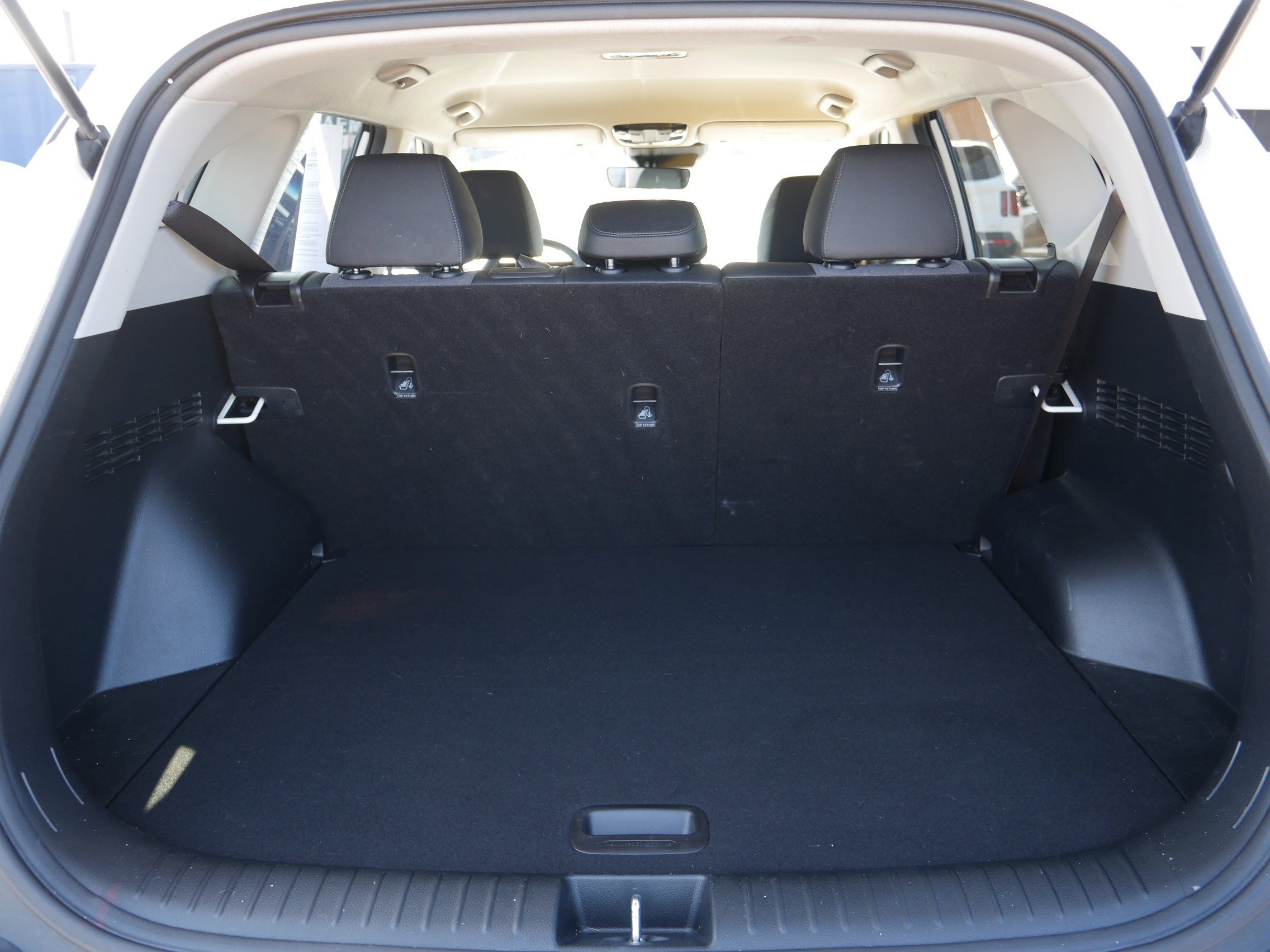 Certified 2024 Kia Seltos X-Line image 18