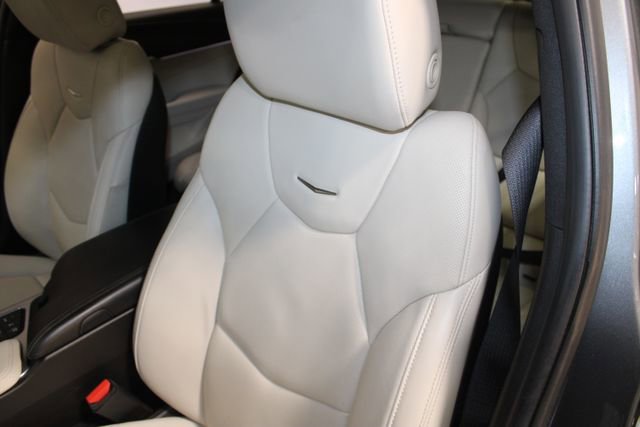 Used 2020 Cadillac CT4 Premium Luxury AWD/4WD image 8