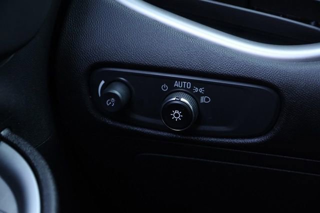 Used 2024 Chevrolet Malibu LT image 19