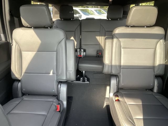 New 2026 Chevrolet Suburban LT w/ Comfort Package AWD/4WD image 23