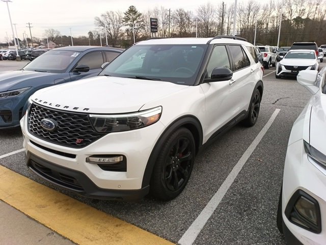 Used 2023 Ford Explorer ST w/ Equipment Group 401A image 3
