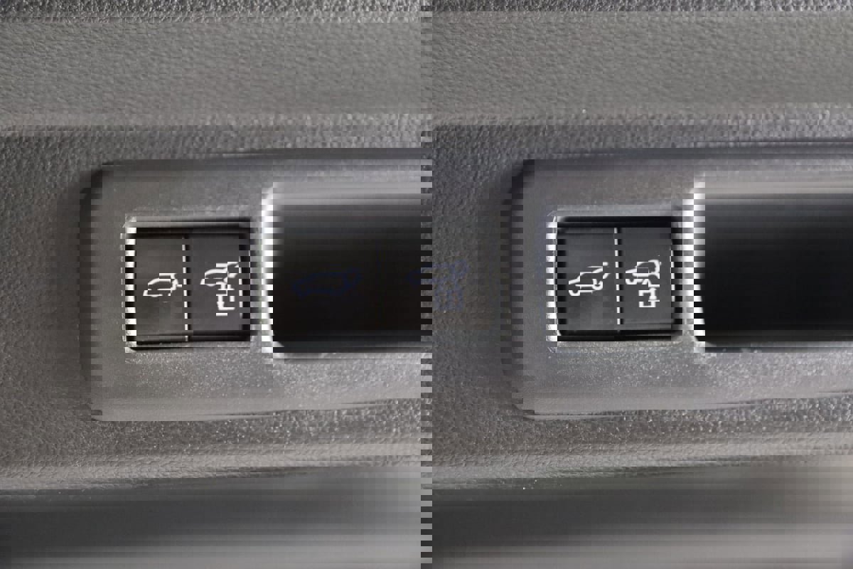 Used 2024 Toyota Sequoia Limited image 71