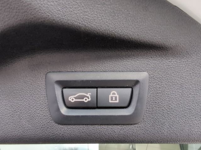 Used 2021 BMW X7 M50i AWD/4WD image 36