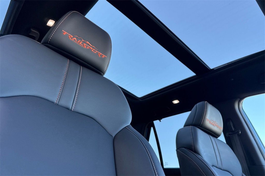 Certified 2024 Honda Pilot TrailSport image 22