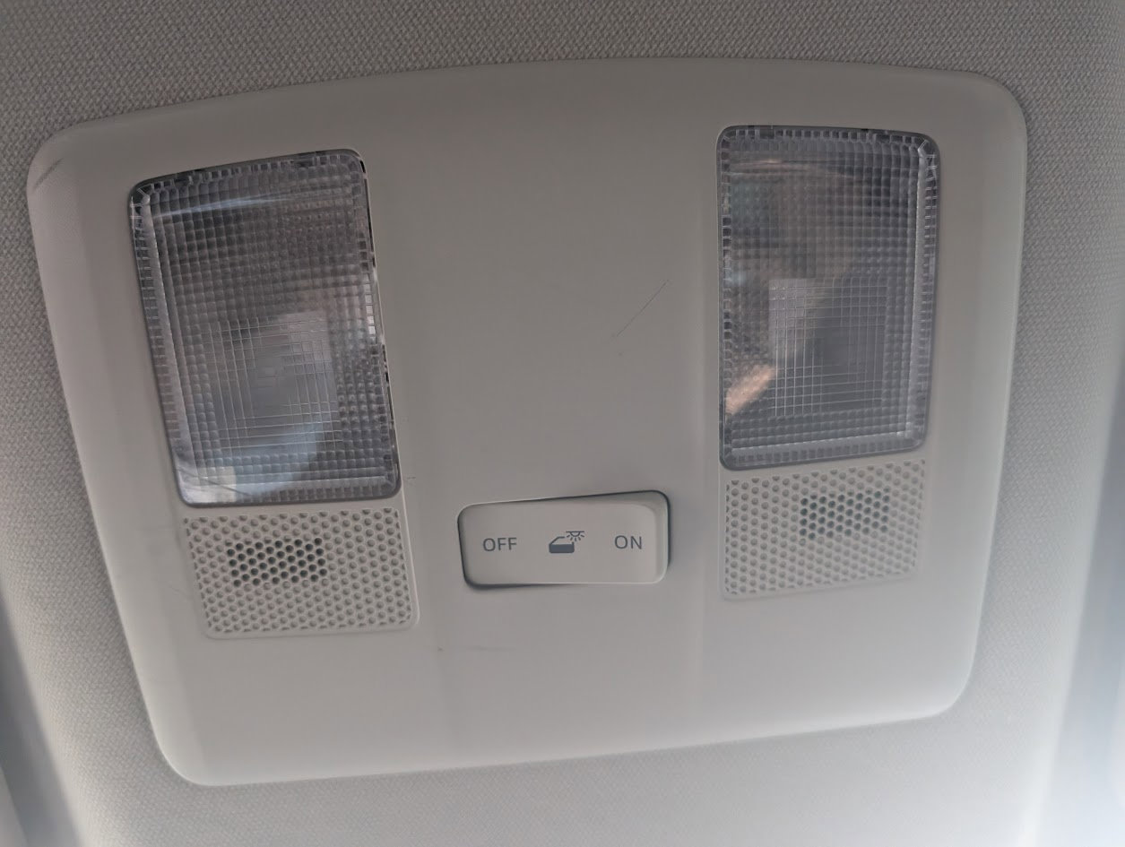 Used 2015 MAZDA MAZDA3 i Sport image 33